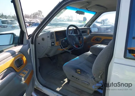 1997 Chevrolet C2500 Hd Fleetside из США, поврежденный, VIN 1GCGC29R8VE190692